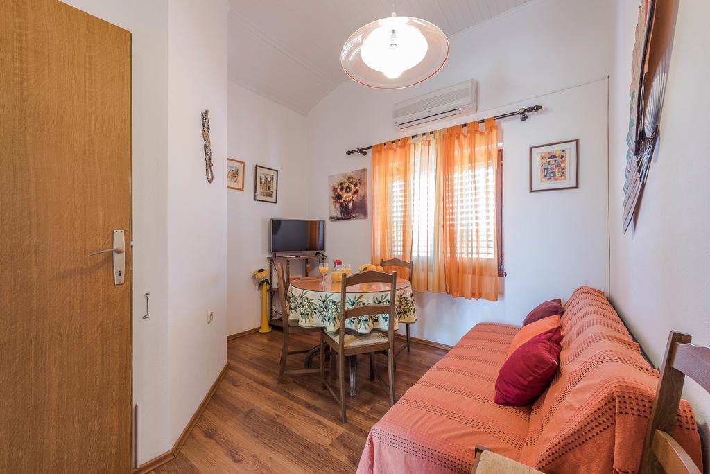Apartments Eva Sukošan المظهر الخارجي الصورة