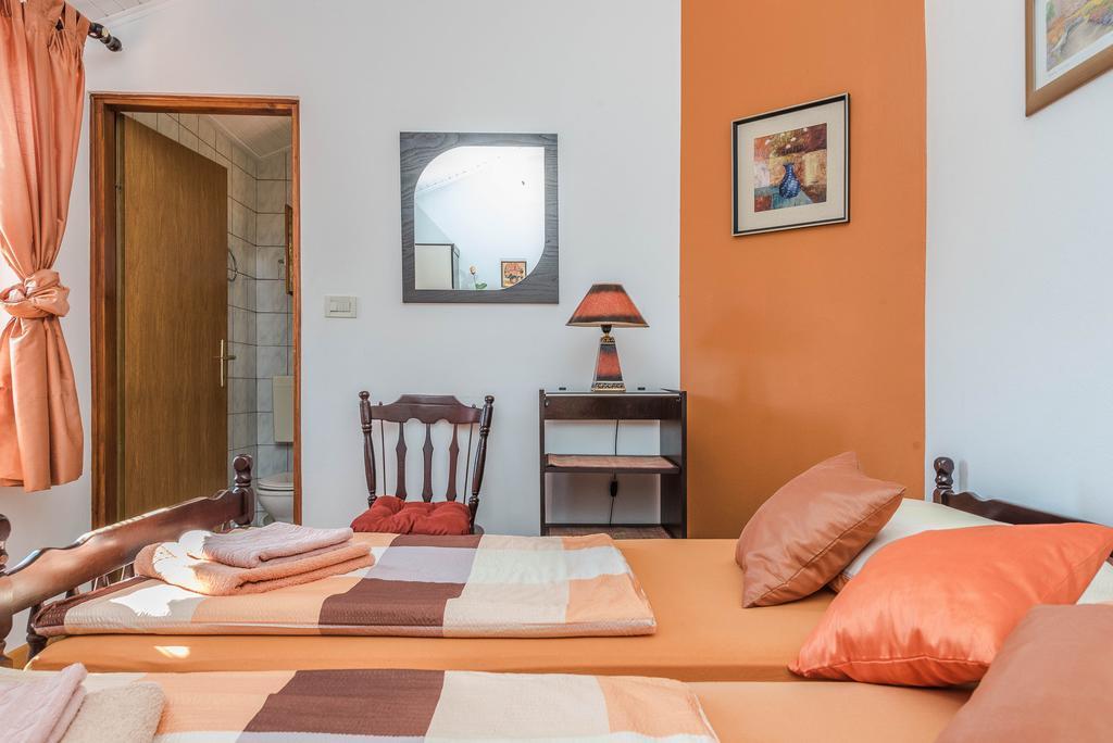 Apartments Eva Sukošan المظهر الخارجي الصورة